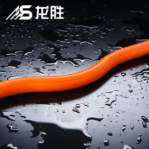 固定走頂水管的管卡都是塑料嗎?時(shí)間久了會不會斷裂?
