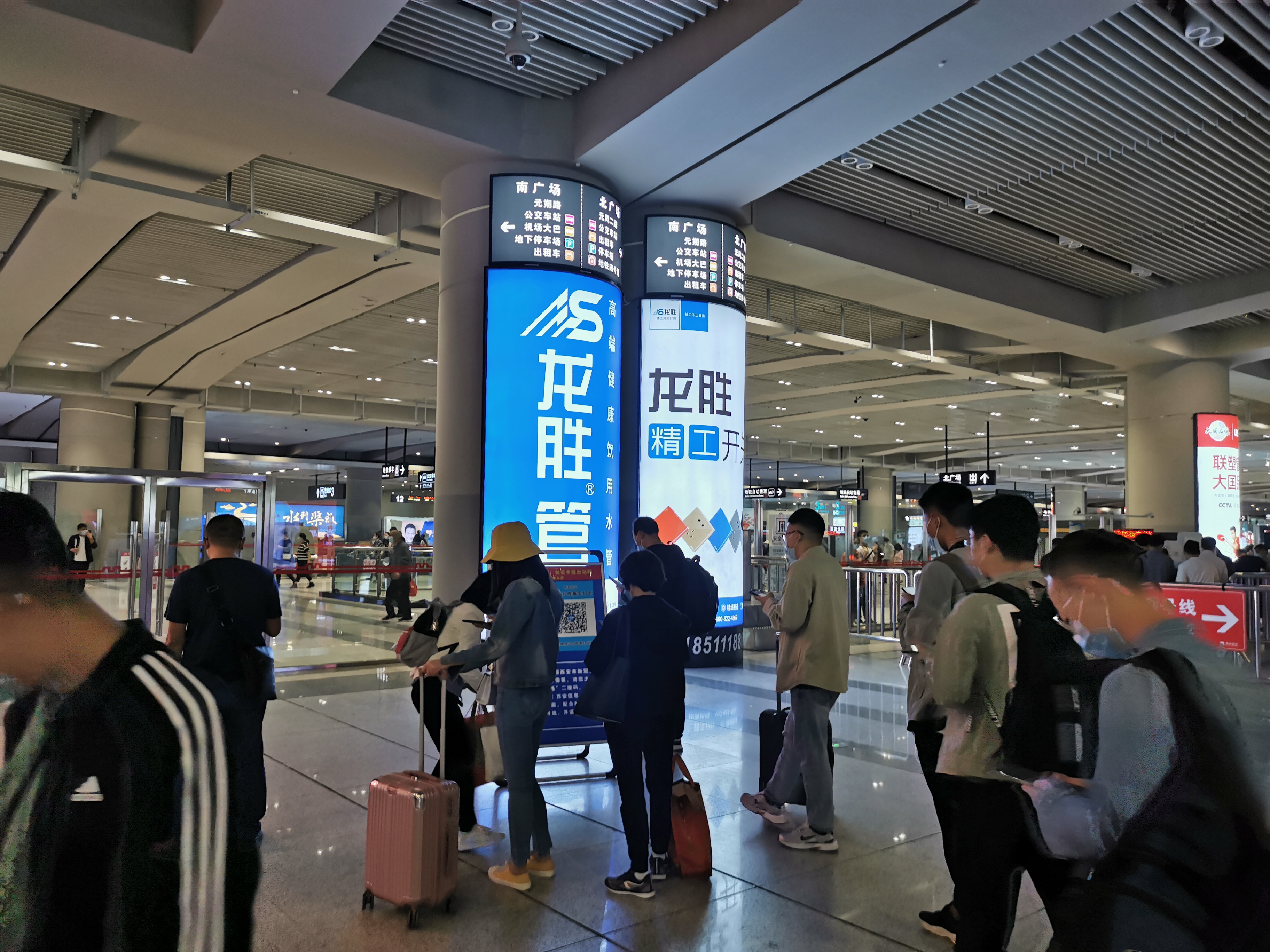龍勝管高鐵廣告50城同步上線，刷屏億萬人！